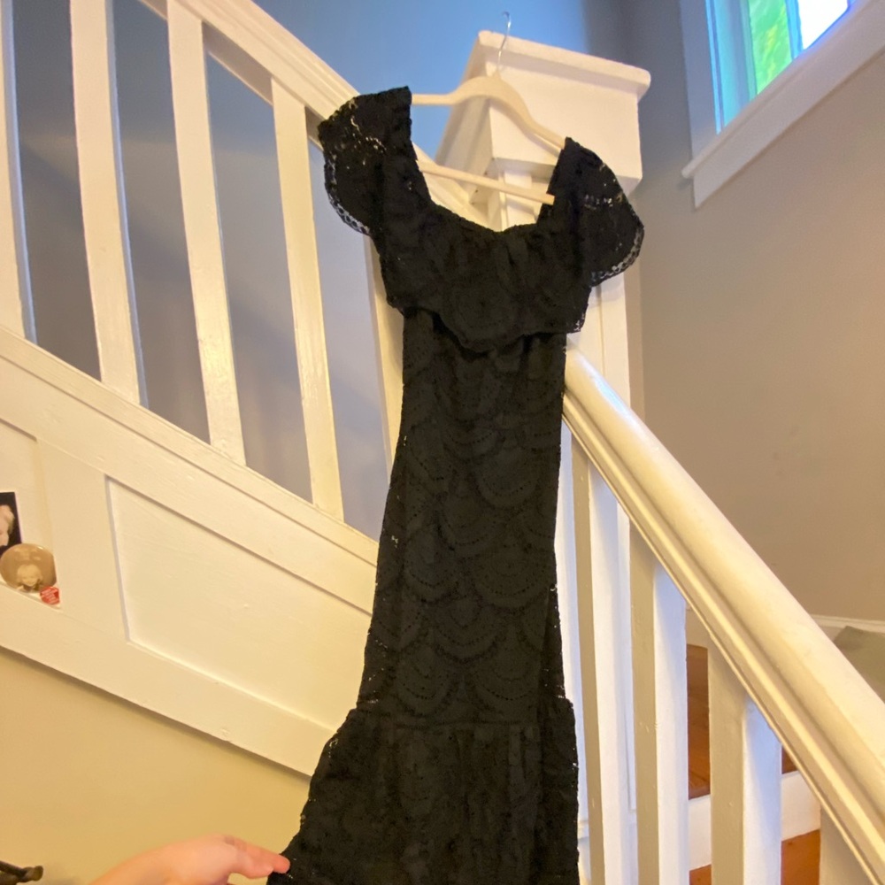 NWT! Tiered lace off the shoulder strapless dress!